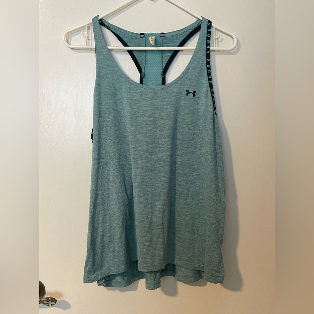 Underamour womans tank top